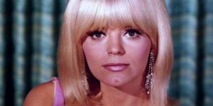 Carol Wayne - BiographON
