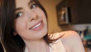 Anisa Jomha – Biography 2022 - BiographON