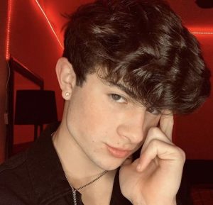 Ryan Clements - Biography 2022 - BiographON