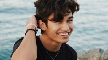 Kio Cyr - BiographON