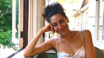 Marielle Scott - BiographON