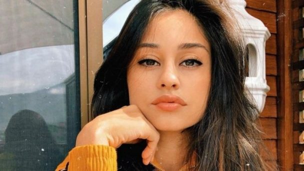 Yvette Monreal - BiographON